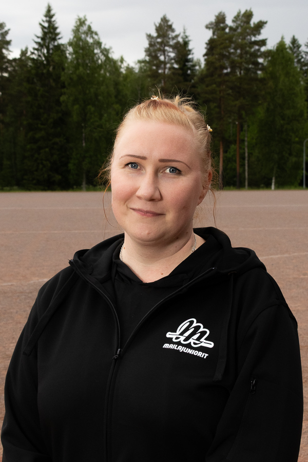 Heidi Viinamäki
